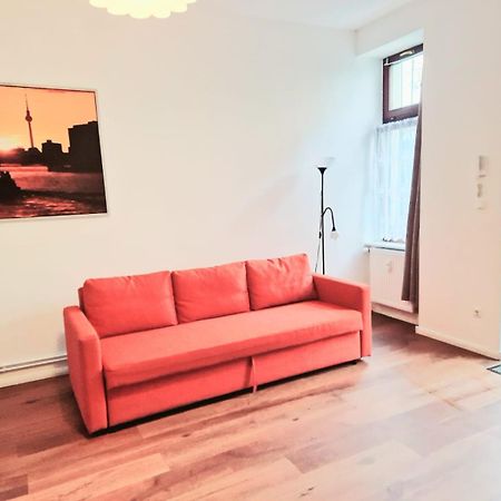 City Studio Apartment For 4, Near Sonnenallee Berlijn Buitenkant foto
