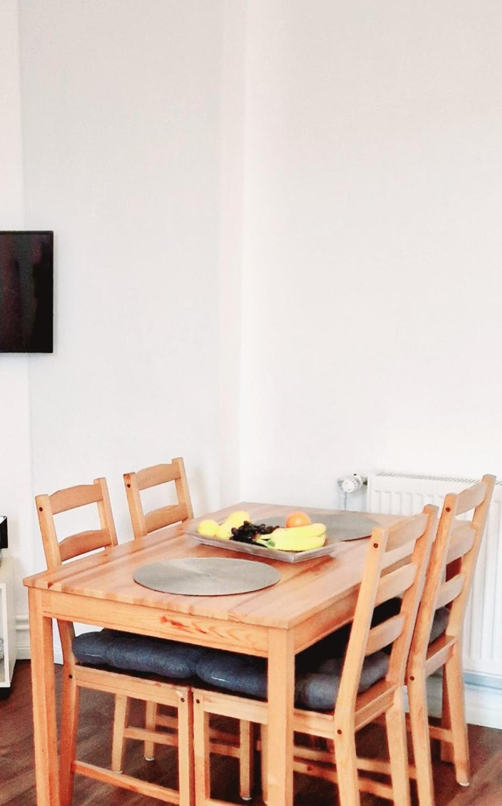 City Studio Apartment For 4, Near Sonnenallee Berlijn Buitenkant foto