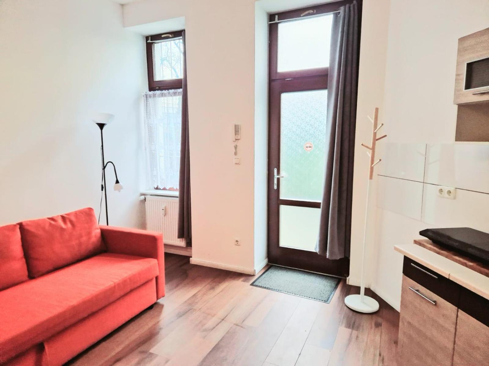 City Studio Apartment For 4, Near Sonnenallee Berlijn Buitenkant foto